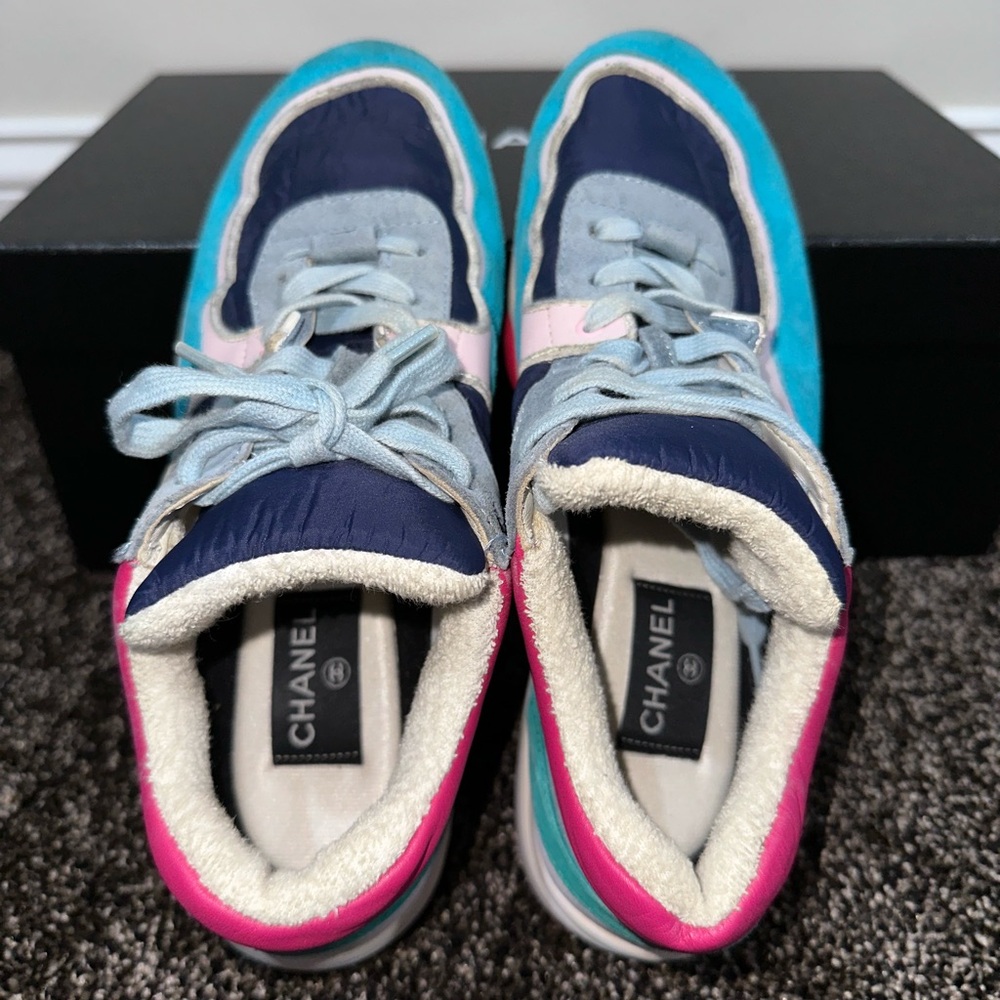 Chanel CC Logo Multicolor Suede Trainer Sneakers - Picture 7 of 11
